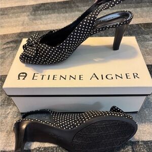 Like new heels! Super flattering!